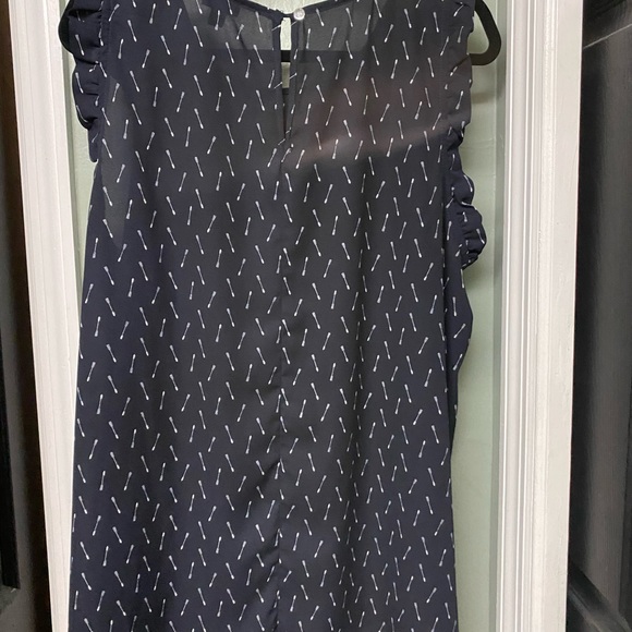 Torrid 2 Arrow blouse - Picture 3 of 3